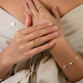Alcora Ring