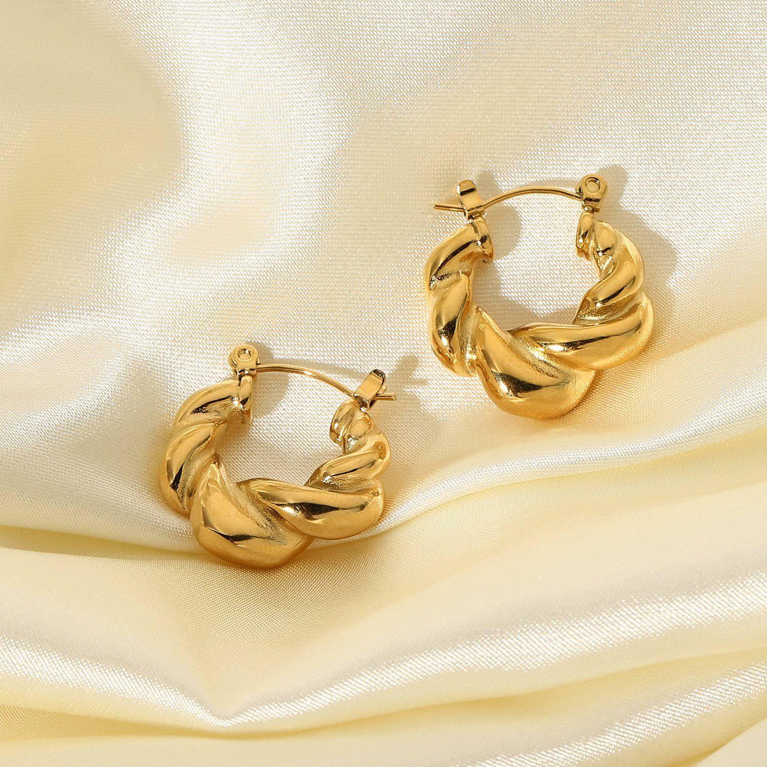 TWISTED HOOPS - MANORY